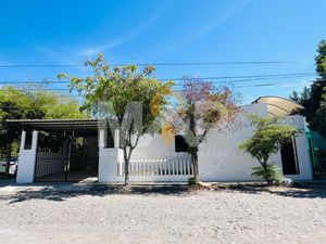 Casa en Venta en Jardines del Centenario Villa de Álvarez