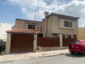 Casas en renta en Chapultepec 3er Sector, Saltillo, Coah., México, 25050