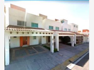 Casa en Venta en La Puerta de Hierro Pachuca de Soto