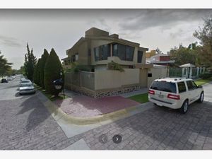 Casa en Venta en El Palomar Tlajomulco de Zúñiga