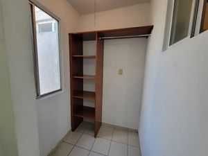 Casa en RENTA de 3 habitaciones y 2 baños completos en El Tintero, Querétaro