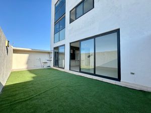 DEPARTAMENTO EN VENTA EN ZIBATÁ, DOS RECÁMARAS Y JARDIN