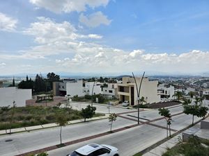 CASA EN RENTA EN CORREGIDORA, VALLE TINTO, CERCA DEL COLEGIO FONTANAR