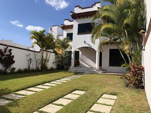 Casa en Venta en Lomas de Atzingo Cuernavaca