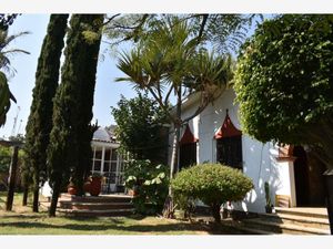 Casa en Venta en Santa Maria Ahuacatitlan Cuernavaca