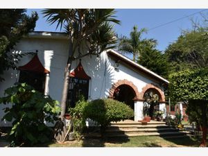 Casa en Venta en Santa Maria Ahuacatitlan Cuernavaca