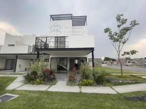 Casa en Venta en Real Santa Fe Xochitepec