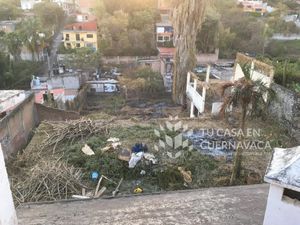 Terreno en Venta en Lomas de Atzingo Cuernavaca