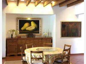 Casa en Venta en Jardines de Ahuatepec Cuernavaca