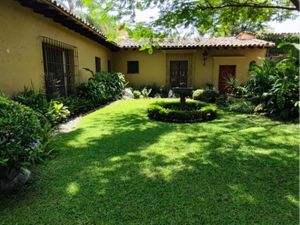 Casa en Venta en Las Palmas Cuernavaca