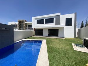 Casa en Venta en Burgos Bugambilias Temixco