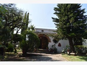 Casa en Venta en Santa Maria Ahuacatitlan Cuernavaca