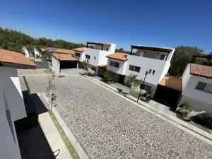 Casa en Venta en Amanecer Balvanera Corregidora