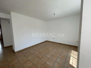 Casa en Renta en Residencial las Trojes Corregidora