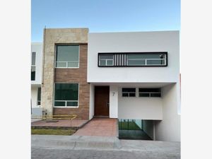 Casa en Venta en Cumbres del Cimatario Huimilpan