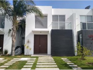 Casa en Renta en Residencial el Refugio Querétaro