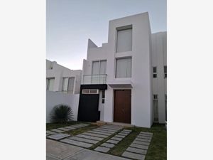 Casa en Venta en Residencial el Refugio Querétaro