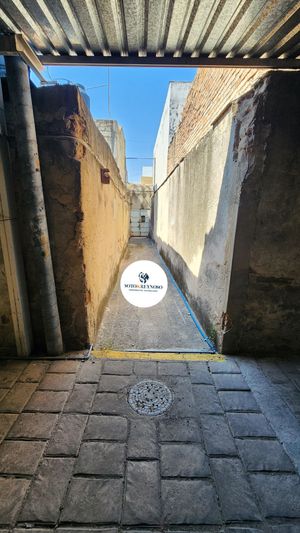 ZAPOPAN CENTRO, TERRENO EN CABECERA MUNICIPAL,  A 2 CUADRAS DE BASILICA.