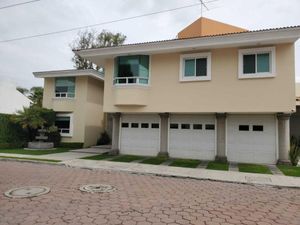 Casa en Venta en Residencial el Campanario San Pedro Cholula