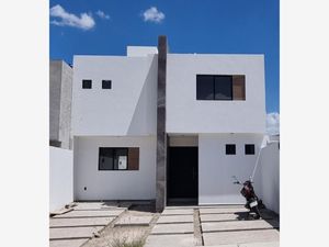 Casa en Venta en Villa Magna San Luis Potosí
