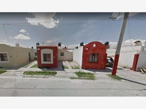 Casas en venta en Jardines Universidad, Torreón, Coah., México, 27087