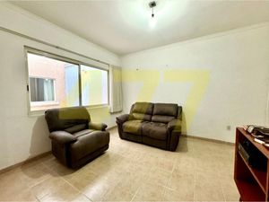 Casa en Venta en Jardines del Campestre León