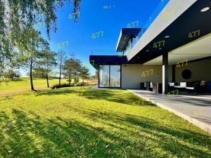 Casa en Venta en Country Club Gran Jardín León