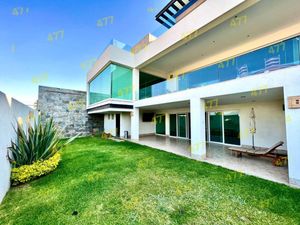 Casa en Venta en Villas del Campestre León