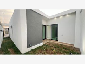 Casa en Venta en Las Lomas Residencial Alvarado