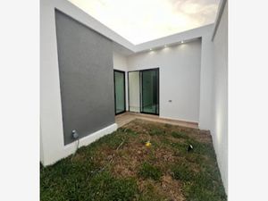 Casa en Venta en Las Lomas Residencial Alvarado