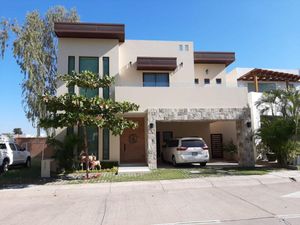 Casas en venta en Country Alamos, Culiacán Rosales, Sin., México