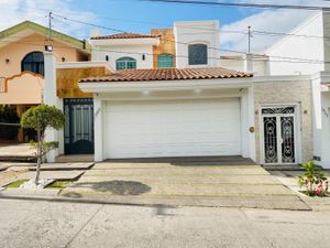 Casa en venta en . . ., Residencial Hacienda, Culiacán, Sinaloa.