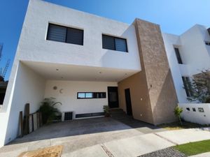 Casa en Venta en Colinas del Bosque 2a Sección Corregidora