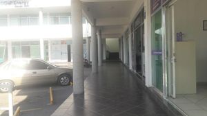 RENTA DE LOCALES COMERCIALES CÉNTRICA UBICACIÓN QUERETARO