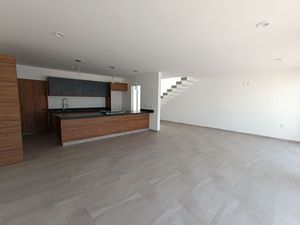 Amplia casa nueva en venta en Grand Juriquilla !
