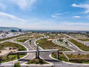 Terreno plano en esquina en La Reserva, Valle de Juriquilla !