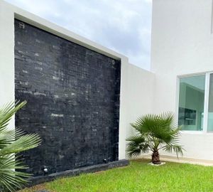 Espectacular casa con doble altura en Lomas de Juriquilla !