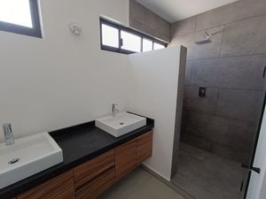 Amplia casa nueva en venta en Grand Juriquilla !