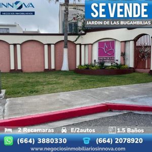 Casa en venta en Jardín de las Bugambilias, Tijuana, Baja California, 22116.