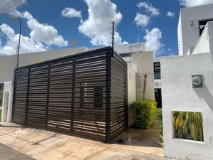 Casa en Renta en Montebello Mérida