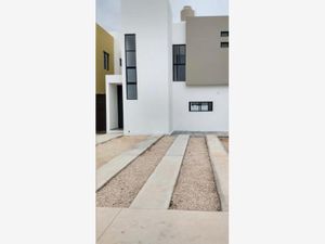 Casa en Renta en Residencial Floresta Mérida