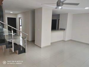 Casa en Renta en Tixcacal Mérida