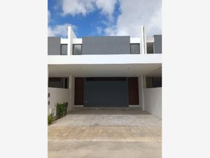 Casa en Venta en Residencial Xcanatún Mérida