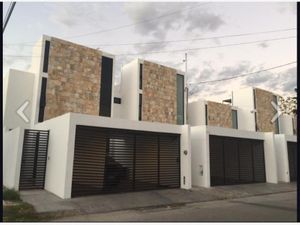 Casa en Renta en Montes de Ame Mérida