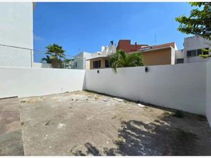 Casa en Venta en Las Lomas Residencial Alvarado