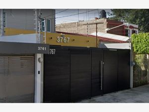 Casa en Venta en La Calma Zapopan