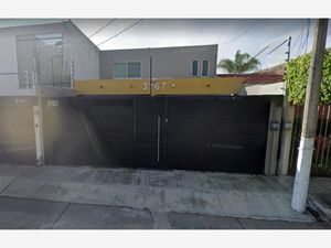 Casa en Venta en La Calma Zapopan