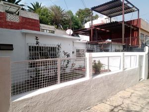 Casa en renta en Callejon 1 de Clavelinas 1 1, Nueva Santa Maria,  Azcapotzalco, Ciudad de México, 02800.