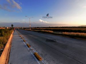 PERLORA RENTA TERRENO al Nor-Poniente cerca del Tec de Monterrey