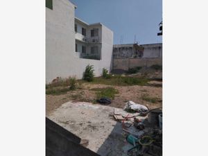 Terreno en Venta en Ricardo Flores Magón Veracruz